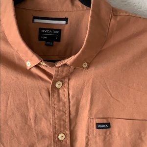 Men’s RVCA long sleeve button up size L slim fit